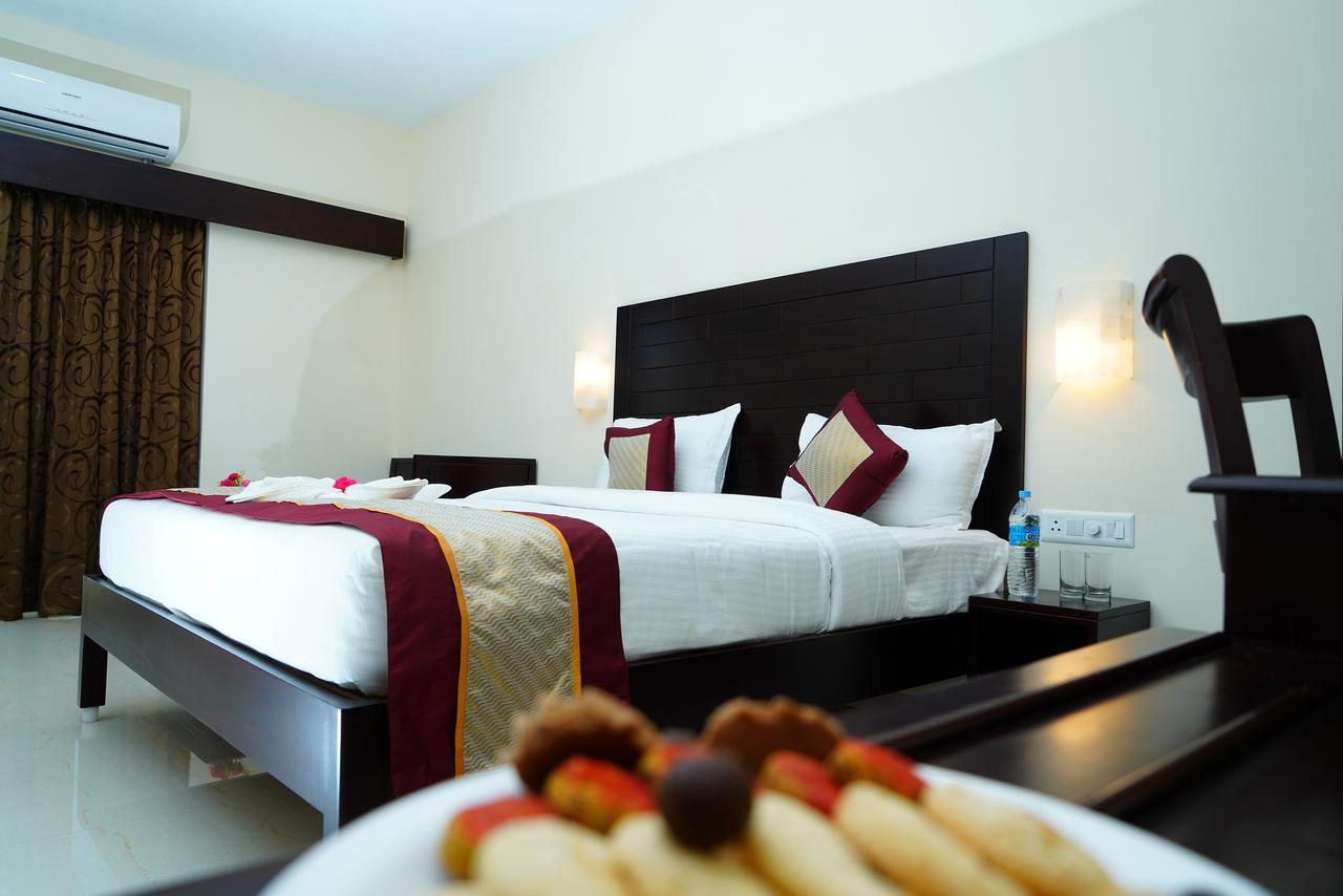 Five Falls Resort Kuttālam Zewnętrze zdjęcie