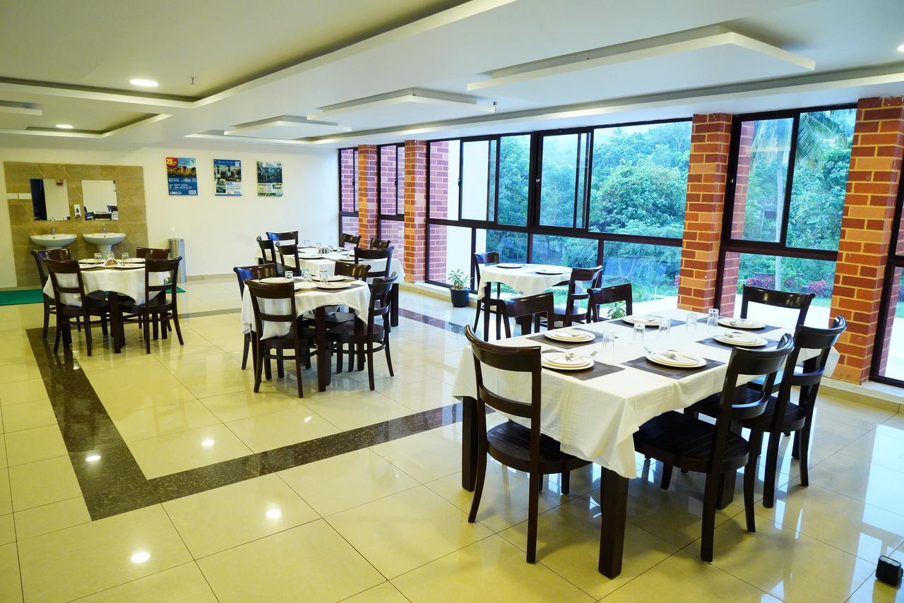 Five Falls Resort Kuttālam Zewnętrze zdjęcie